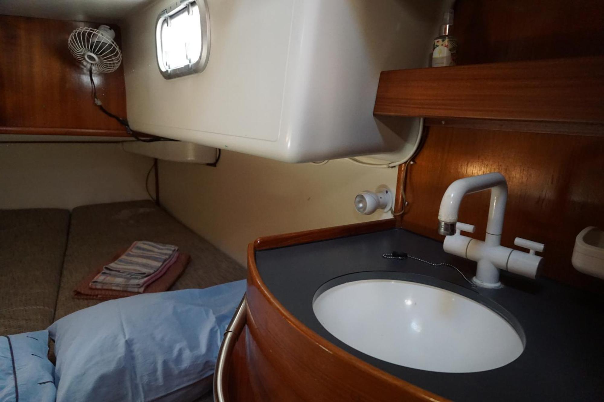 Gloria Sailing Bateau-hôtel